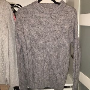 Heavy grey crew neck sweater